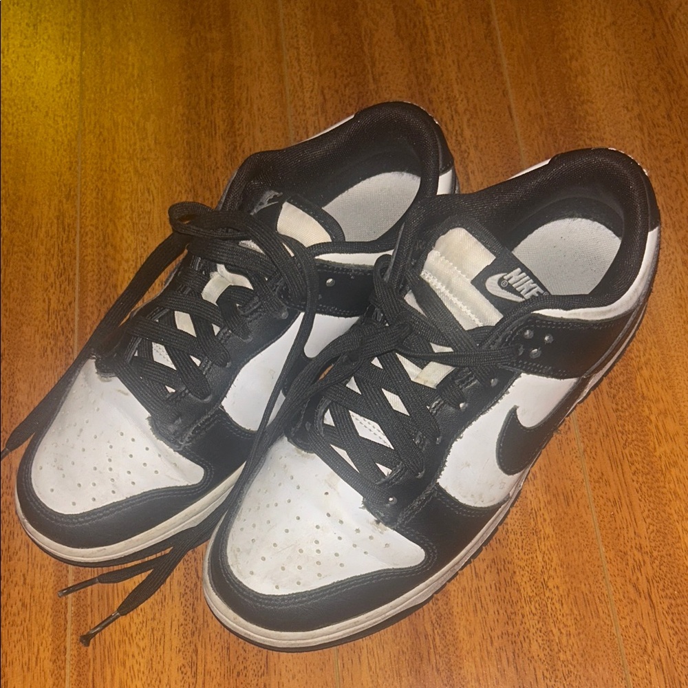 Nike black and white pandas